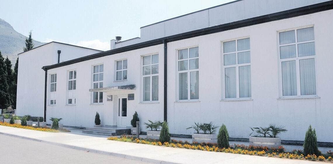 Zyrtarë nga Komuna e Tuzit, zhvilluan konktakte dhe takime pune në Komunën e Ulqinit, Budvës dhe Tivatit