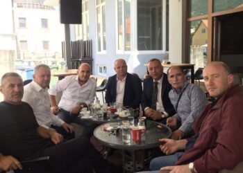 LDSH, takohet me kryetarët e Komunave, Rahovec, Deçan dhe Junik