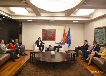 Kryeministri i Malit të Zi, Dushko Markoviq uroi Ditën e Komunës së Tuzit