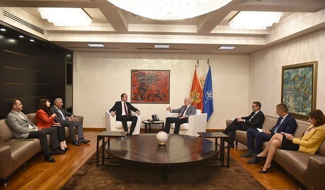 Kryeministri i Malit të Zi, Dushko Markoviq uroi Ditën e Komunës së Tuzit