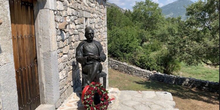 Gojçaj: Dedë Gjon Luli është hero që bashkon të gjithë ata që në gjenin e tyre nuk puthin prangat e armikut