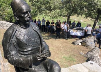 Vendosja e shtatores së Dedë Gjo Lulit therrë në sy për partitë serbo-malazeze