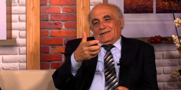 Nëntori dhe shqiptarët