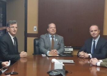 Gjeloshaj dhe Camaj, zhvilluan takim me z.Bryan Barnnet, majorin e Rochester Hills