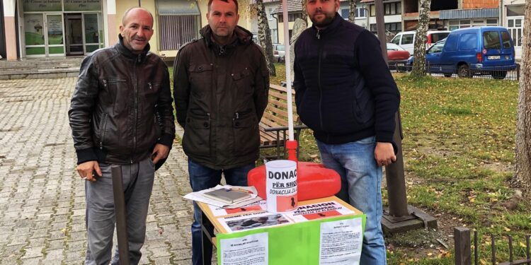 Shqiptarët e Plavë-Gucisë, filluan aksionin humanitar për të ndihmuar Shqipërinë