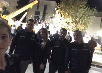 Pjestarë të Policisë komunale të Tuzit, shkojnë për të ndihmuar në Shqipëri