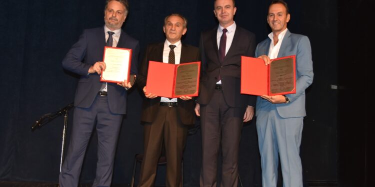 Mbahet solemnitet me rastin e “15 Dhjetorit, Ditës së çlirimit të Tuzit”