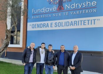 SHKA “Koha”, mjetet e grumbulluara për të prekurit nga termeti, i transferon në fondacionin “Fundjavë ndryshe”