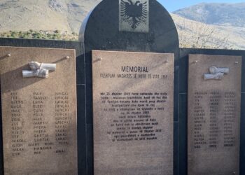 Bëhet zbulimi i Memorialit të Masakrës së Hotit të vitit 1919