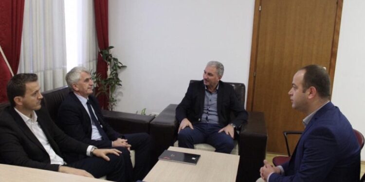 Bërdyna në Tuz: Qeveria e Kosovës, do të vazhdojë të mbështesë zhvillimin e arsimit shqip në Mal të Zi