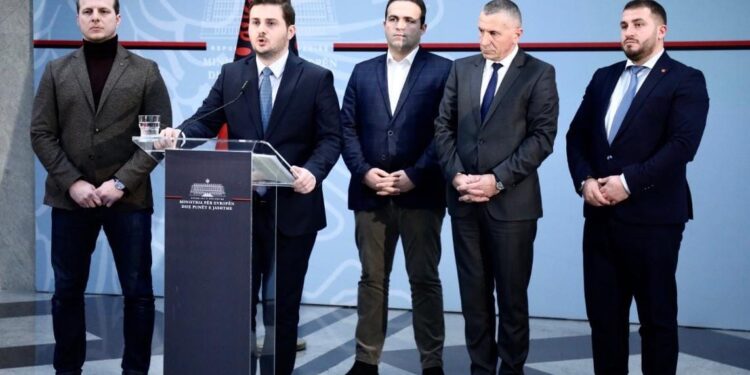 Subjektet politike shqiptare të Luginës së Preshevës me një listë në zgjedhjet parlamentare të Serbisë