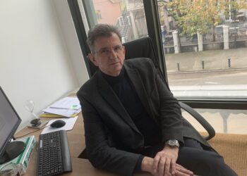 Camaj: Dënimet për valëvitjen e flamurit-maje e ajsbergut, që flet për qëndrimin e vërtetë ndaj shqiptarëve