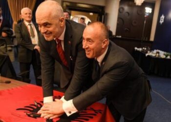 Rama padit Ramush Haradinajn lidhur me akuzat rreth shkëmbimit të territoreve ndërmjet Kosovës dhe Serbisë