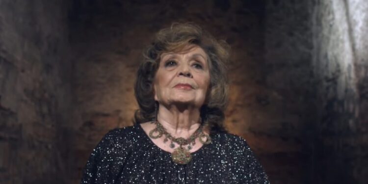 Ndahet nga jeta në moshën 86-vjeçare ikona e muzikës shqipe, Nexhmije Pagarusha