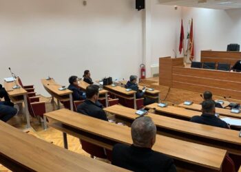 Shtabi komunal nxjerr përfundime: Ndalohet çdo qarkullim i qytetarëve, furnizimin për nevoja emergjente do ta kryejnë vullnetarët e komunës