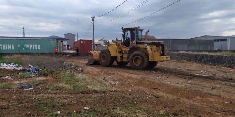 Pastrohen hapësirat publike në komunën e Tuzit