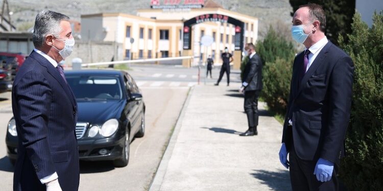 Kryetari i Komunës Nik Gjeloshaj priti sot në Tuz presidentin Djukanovic