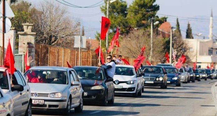 Rritet përkrahja ndaj partive shqiptare