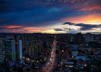 Kosovë: Gjykata Kushtetuese i jep të drejtë presidentit Thaçi – Jo zgjedhje të reja