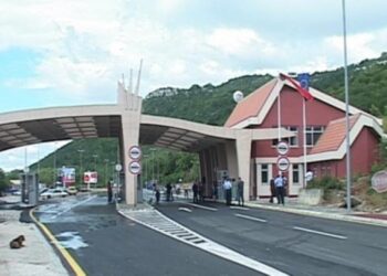 Qytetarët nga Shqipëria dhe Kosova nuk mund të hyjnë në Mal të Zi pa test negativ për koronavirus