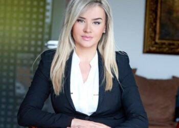 Ministrja e MPJ-së, së Kosovës Haradinaj-Stublla rrugës për në MZ, kryefjala e vizitës UNITETI