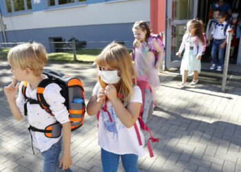 Shtyhet fillimi i vitit shkollor