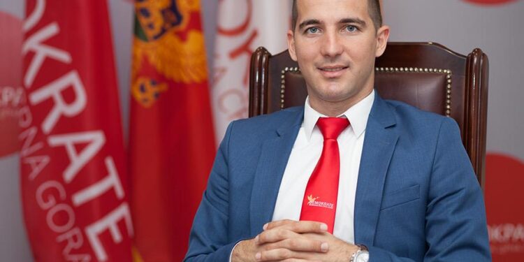 Aleksa Beçiq, me 45 vota pro, zgjedhet kryetar i Kuvendit të Malit të Zi