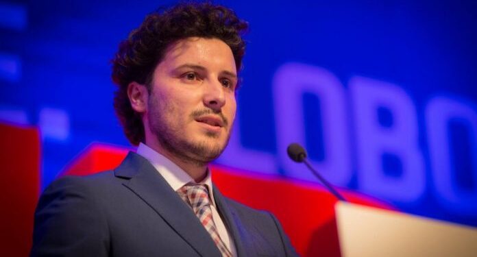 Dritan Abazoviq ministër i jashtëm i Malit të Zi, i katërti shqiptar në Ballkan?