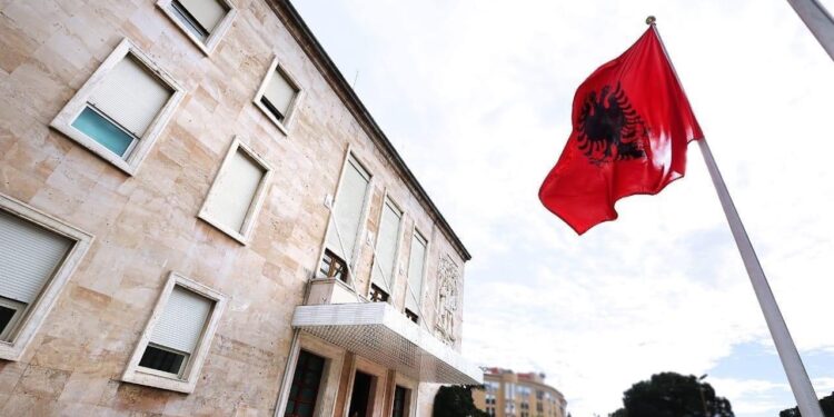 Qeveria e Shqipërisë, mbështetje financiare për hapjen e librarisë në Ulqin