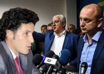 Aleati i Putinit në Mal të Zi sulmon Abazoviqin: Po na ndalon të marrim dikasteret e sigurisë!