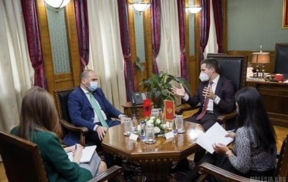 Ambasadori Kurtezi, takon Kryeparlamentarin e Malit të Zi, Aleksa Beçiq