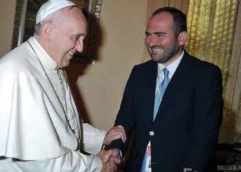 Ambasadori Kurtezi kujton Lumturimin e Nënë Terezës