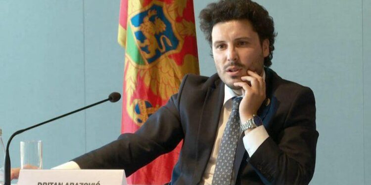 Abazoviq, Ministrinë e Brendshme ose nuk ka Qeveri