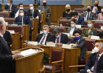 Parlamenti i Malit të Zi, nis debatin për Qeverinë e re