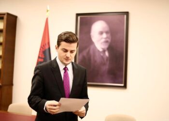 Shqipëria mbështet financiarisht pasurimin e biblotekave në Tuz