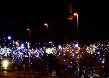 Festat e fundvitit, Tuzi në atmosferë festive