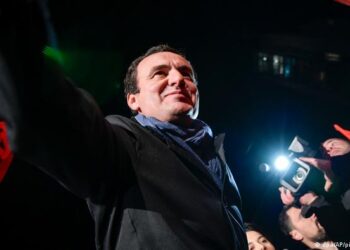 Zgjedhjet në Kosovë, anketat: fitore e thellë e Vetëvendosjes