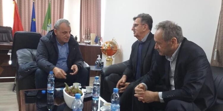 Takim bashkëpunimi mes Bashkësisë Malësi e Madhe dhe komunës së Tuzit