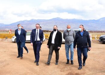 Ministri i Bujqësisë, Aleksandar Stijoviq vizitoi komunën e Tuzit