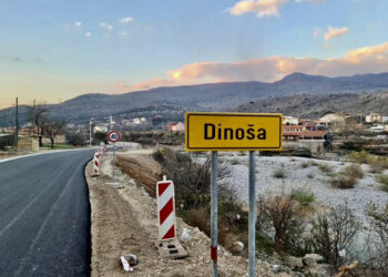 Vazhdon mosrespektimi i dygjuhësisë