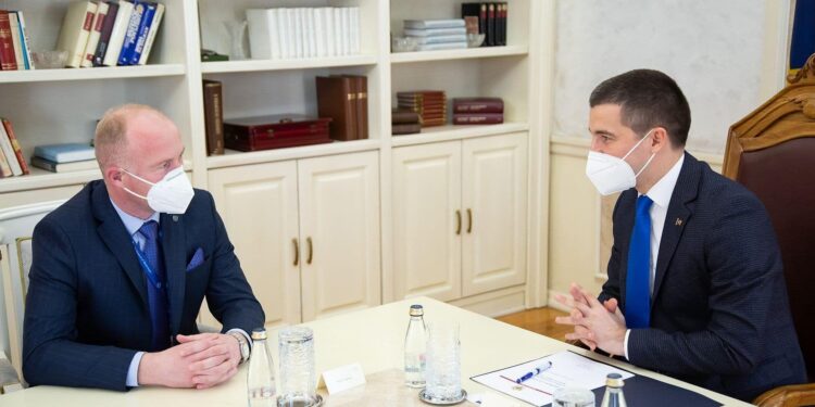 Kryeparlamentari i Gucisë, Bujar Hasangjekaj, takohet me Kryeparlamentarin e MZ, Aleksa Beçiq
