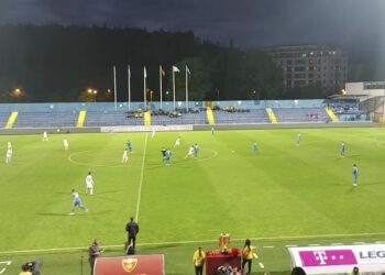 Reagim i liderëve shqiptar për ofendime në baza kombëtare nga ana e tifozëve të Podgoricës