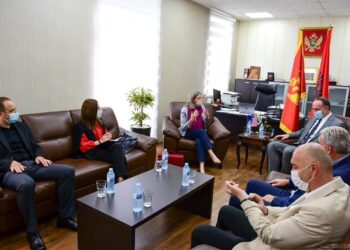 Ambasadorja e Britanisë në Mal të Zi, Karen Maddocks, vizitoi komunën e Tuzit