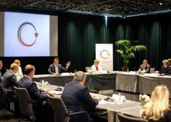 Në Tiranë mbahet forumi për zhvillim ekonomik dhe turizmin rajonal të Unionit të Bashkive Shqiptare