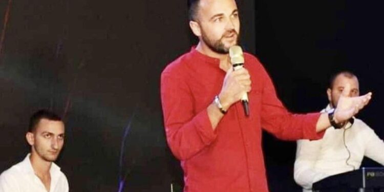 Kënga më e re nga Toni Ujkaj