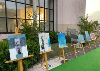 Hapet ekspozita e piktorëve pjesemarrës të Kolonisë artistike “Gjelosh Gjokaj”
