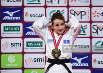 Distria Krasniqi nga Kosova me medalje të artë në Lojërat Olimpike