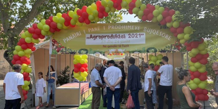 Hapet panairi i parë i bujqësisë