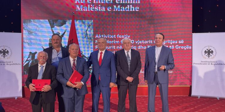 Shënohet 110 vjetori i Kryengritjes së Malësisë, Presidenti Meta dekoron figura të shquara të Malësisë