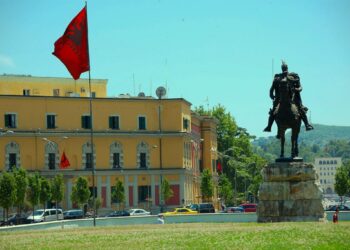 Masa të reja për hyrjen në Shqipëri